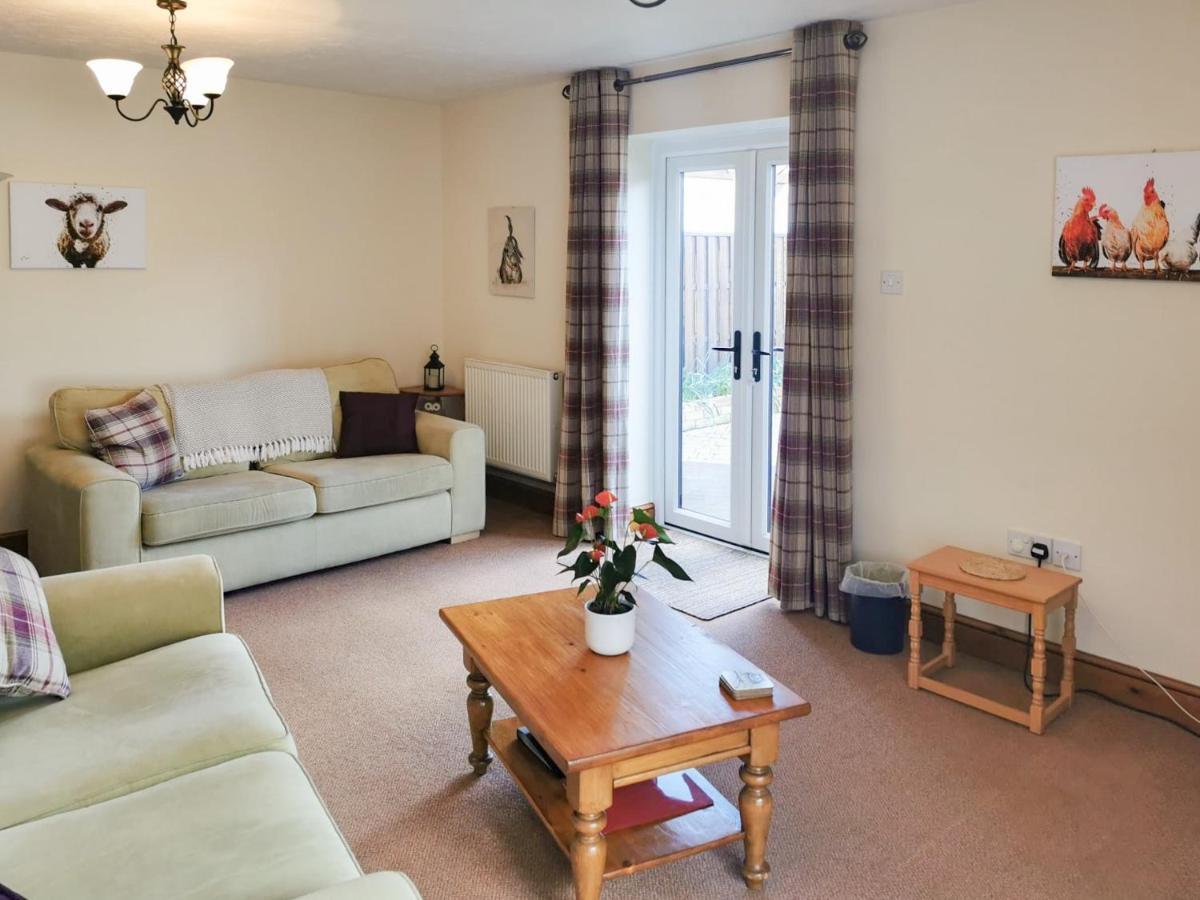 Owl Barn Villa Burmarsh Ruang foto
